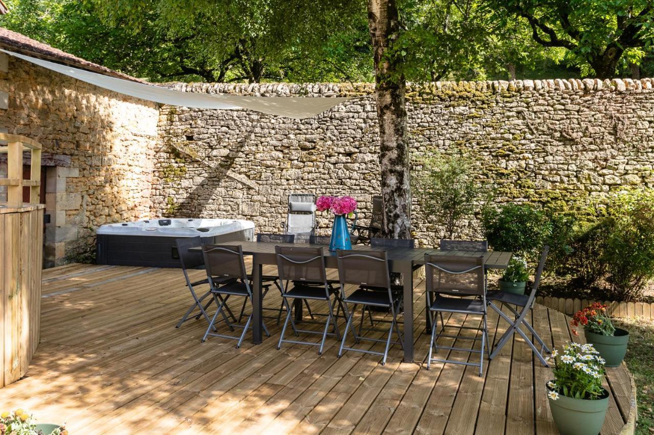 Wonderful House In Sarlat Center With Heated Pool & Jaccuzi Villa Eksteriør billede